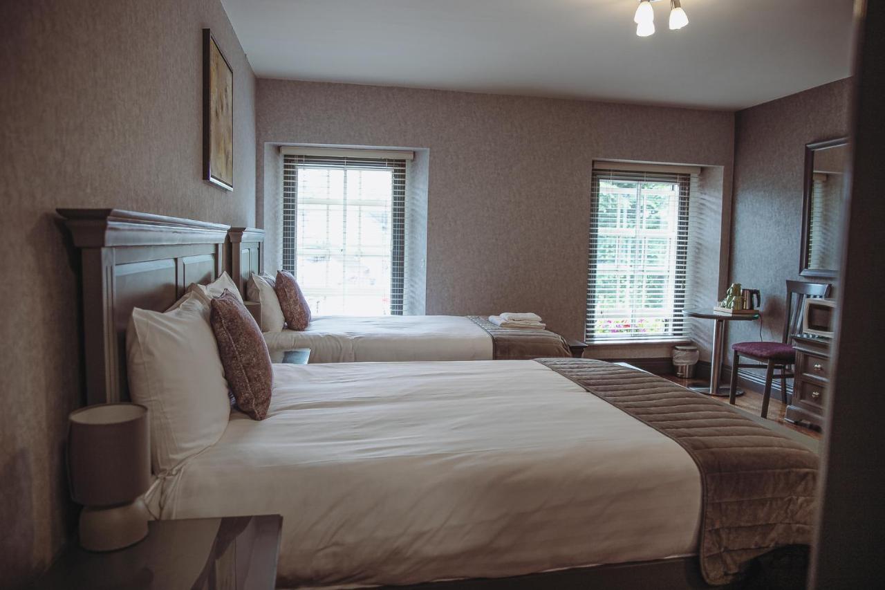 Muskerry Arms Bar&B&B Blarney Exterior foto
