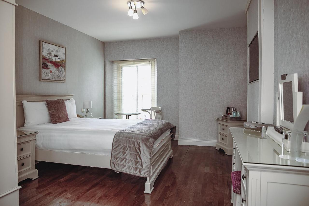 Muskerry Arms Bar&B&B Blarney Exterior foto