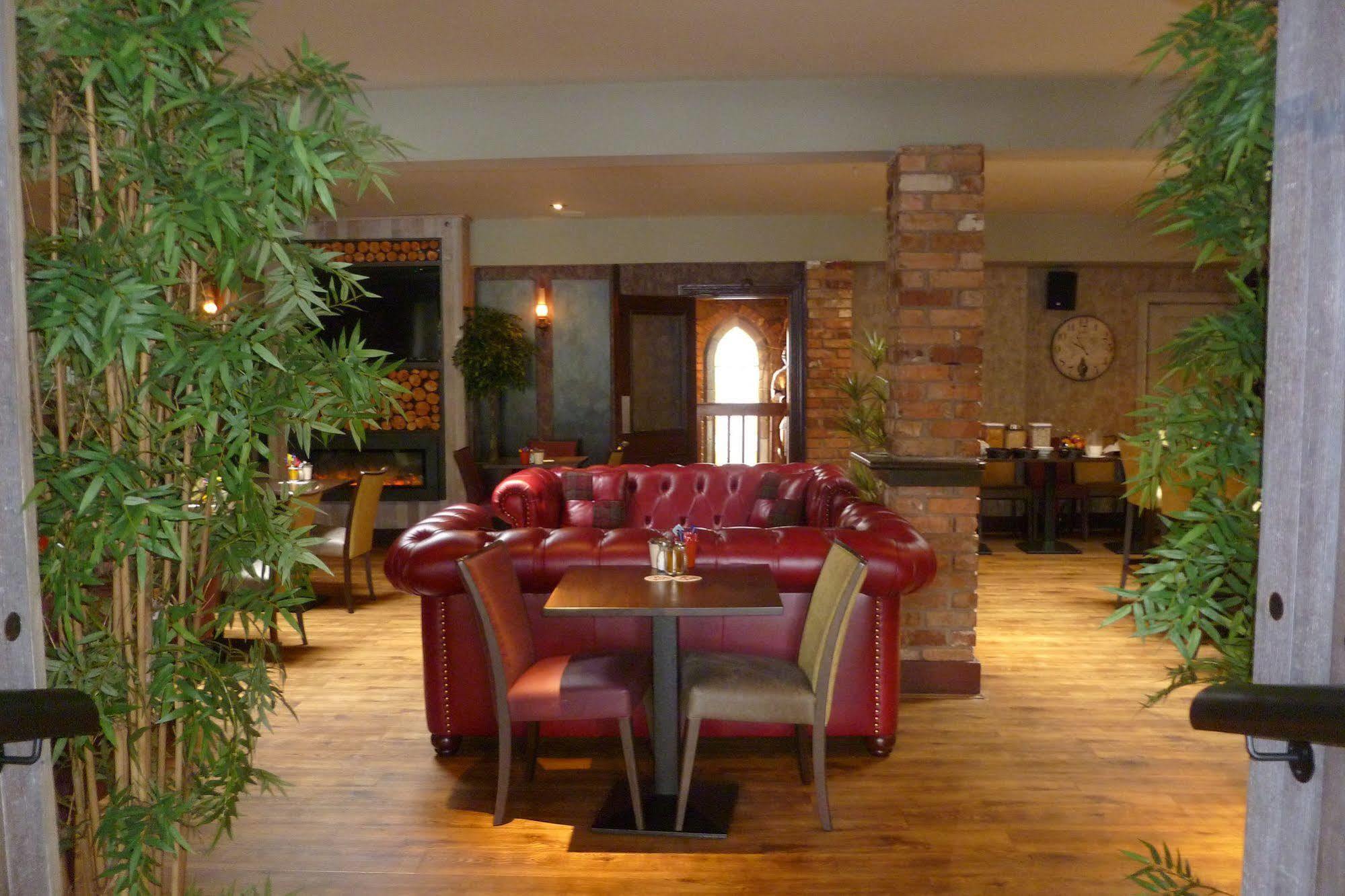 Muskerry Arms Bar&B&B Blarney Exterior foto