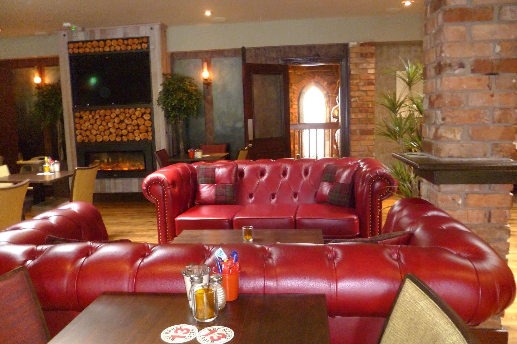 Muskerry Arms Bar&B&B Blarney Exterior foto